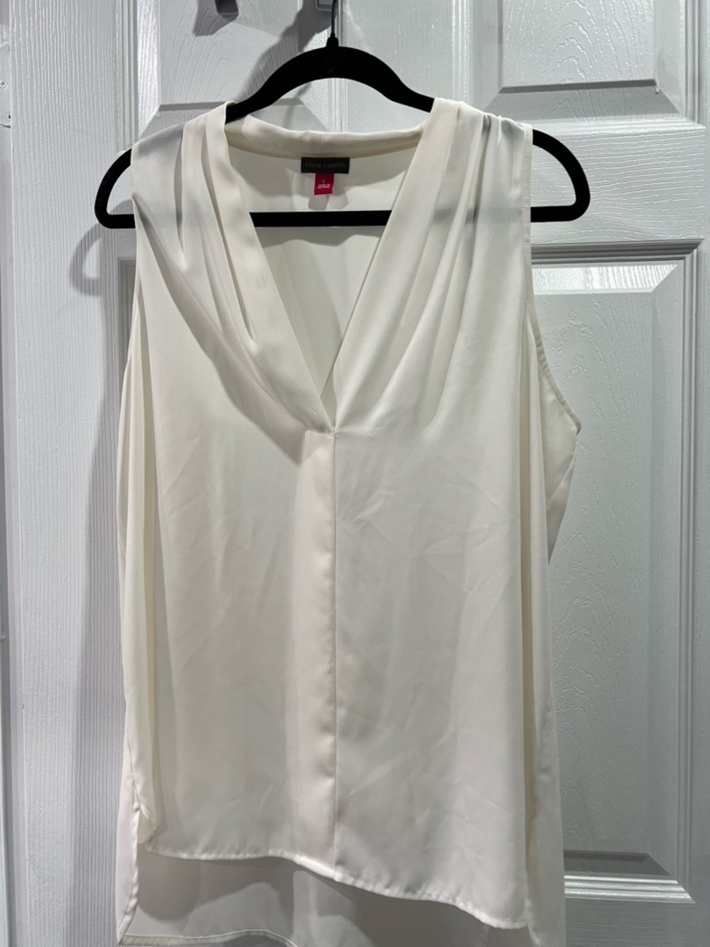 Vince Camuto Cream Sleeveless Draped V-Neck Camisole